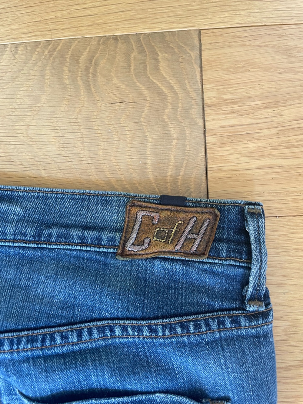 Citizens of Humanity Dylan Boyfriend Jeans Raw Hem Button Fly Cropped, 28 W 23 L - Picture 2 of 13